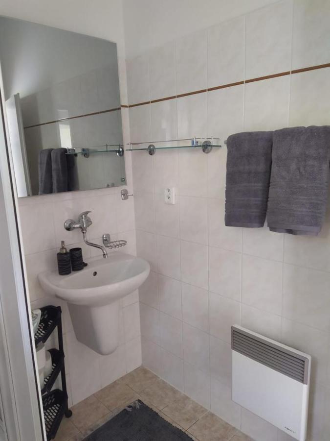 Apartman 10 Županovice Extérieur photo